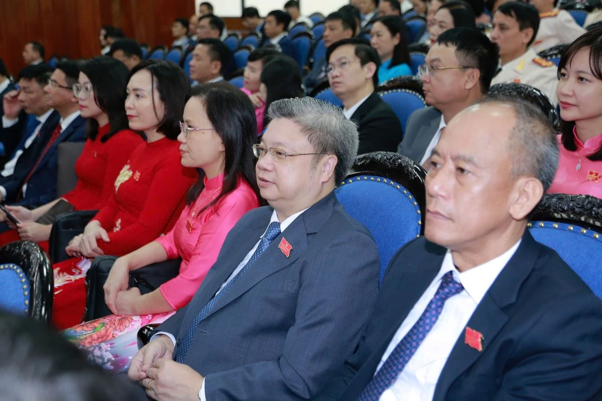 Sớm đưa Nghị quyết Đại hội đi vào cuộc sống, biến những quyết định của Đại hội thành hiện thực sinh động trong thực tiễn<sup>(*)</sup>