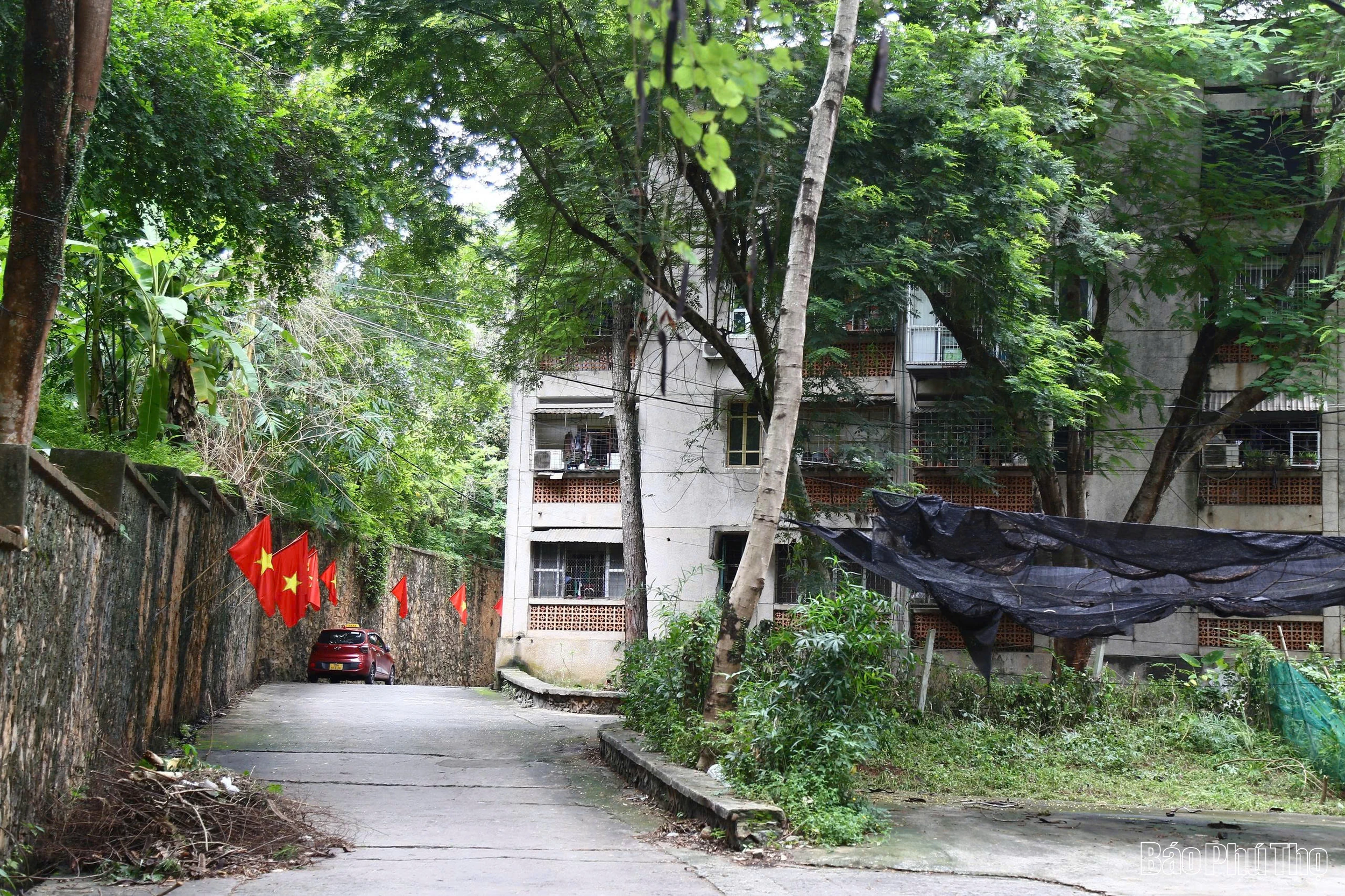 Soviet expert zone - A memory etched into the mountainside