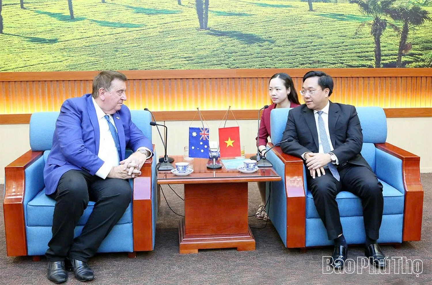 Chairman of Phu Tho Provincial People’s Committee receives Mayor of Port Hedland (Australia) and Austvina Group
