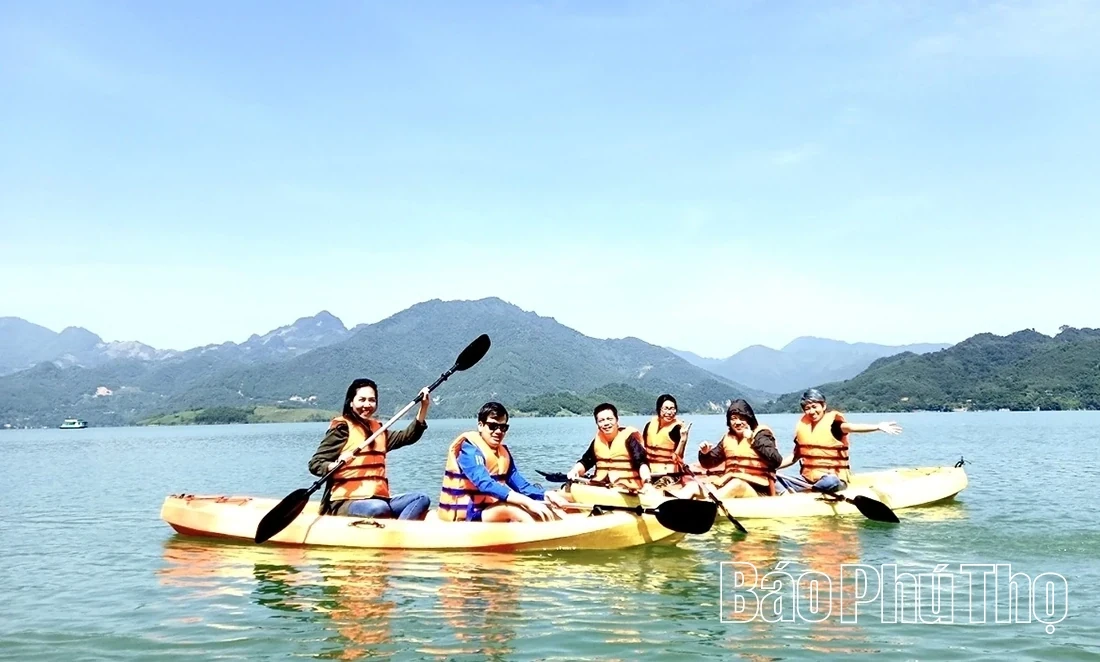 Exploring the Paradise of Ba Khan Tourism