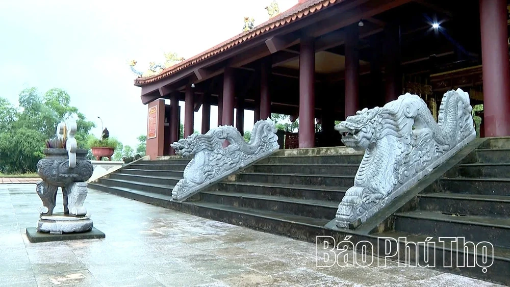 Chung Communal House – The Cultural Root of the Muong Community in Thanh Son