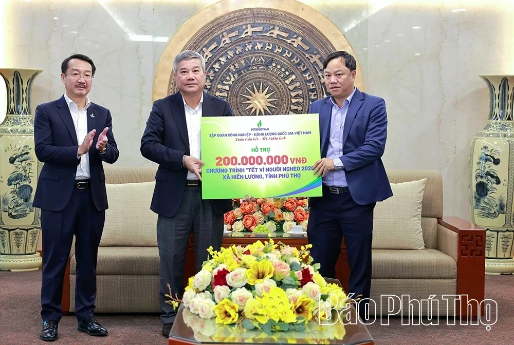 Petrovietnam providing over 1.7 billion VND to support the poor during Tet holiday