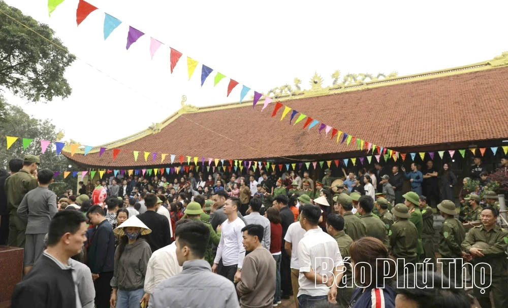 The Unique and Extraordinary Duc But - Mat Scramble Festival in Tam Duong Bac