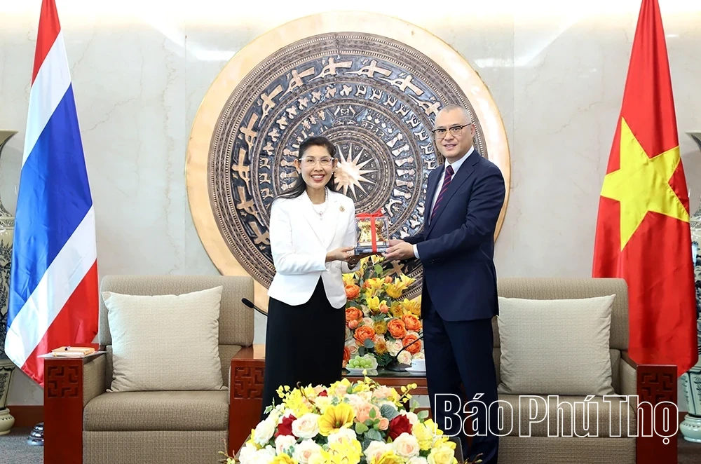 Provincial Party Secretary Pham Dai Duong Receives Ambassador of the Kingdom of Thailand to Vietnam