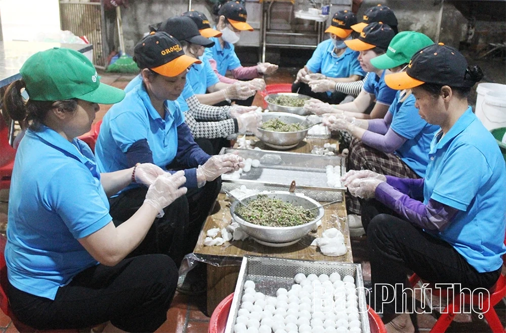 Ta Tuoi Hop Thinh Banh Hon: The Authentic Taste of the Countryside