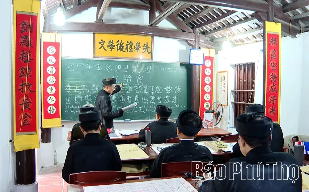 Preserving the Soul of Ancient Characters in Tho Tang