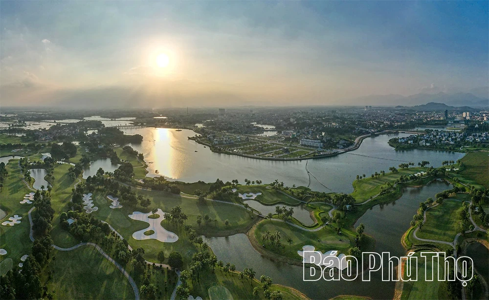Dam Vac: The Green Jewel in the Heart of the City