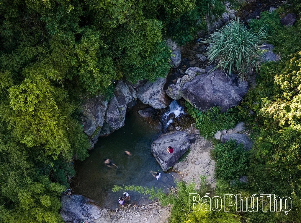 Sang Son Mountain: The Beauty of Spiritual and Eco-Tourism