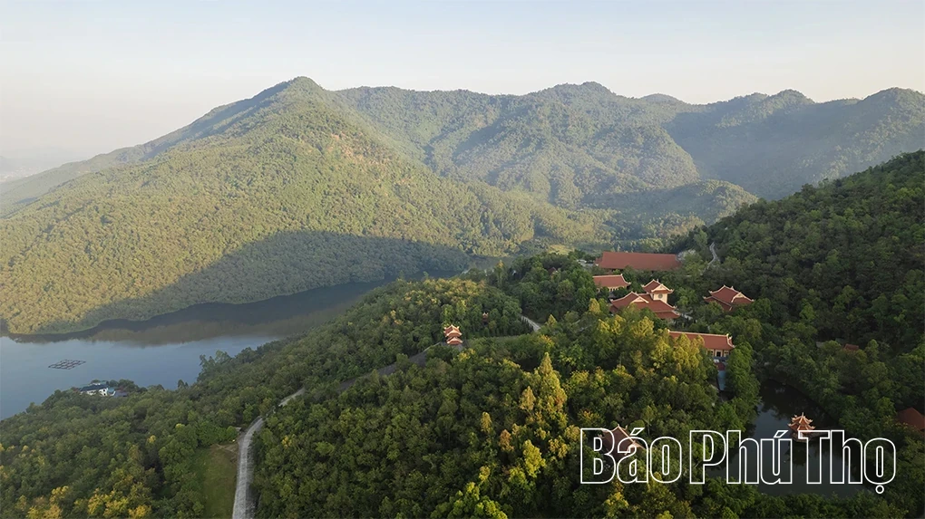 Sang Son Mountain: The Beauty of Spiritual and Eco-Tourism