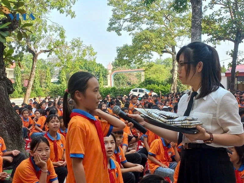 Sôi nổi ngày hội đọc sách tại Trường TH&THCS Đông Yên