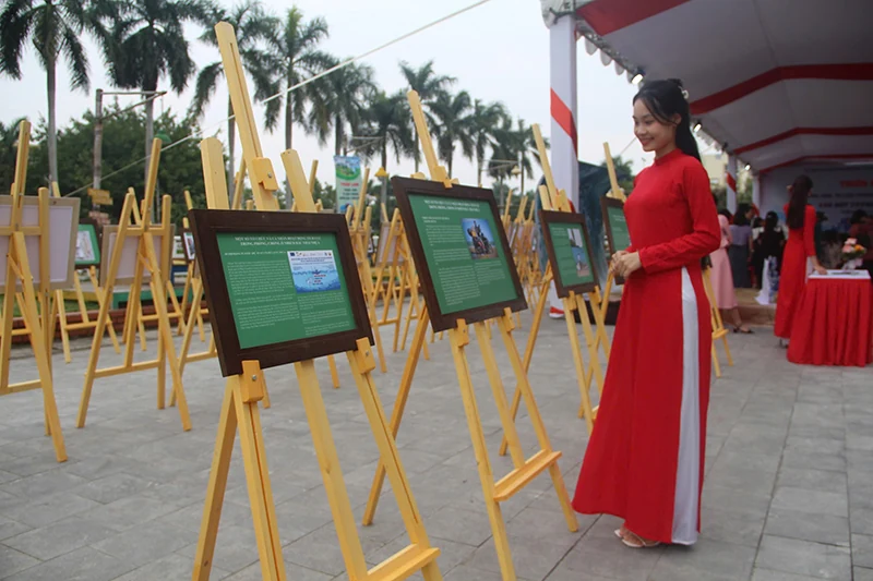 Phấn đấu hoàn thành cao nhất mục tiêu, nhiệm vụ phát triển ngành thông tin và truyền thông