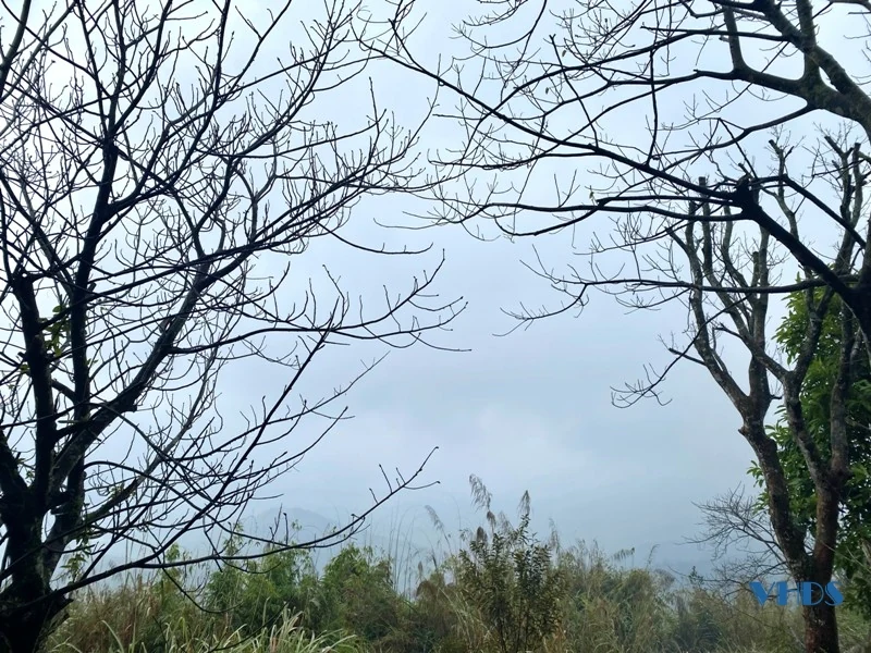 Du khách đến Đền Nưa - Am Tiên, Phủ Na ngày cuối tuần