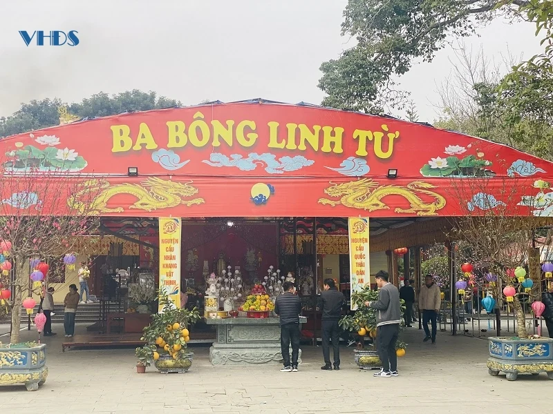 Đền cô Bơ - Điểm hẹn tâm linh mùa xuân
