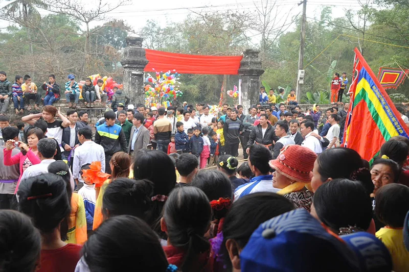 Tưng bừng hội làng Đông Môn