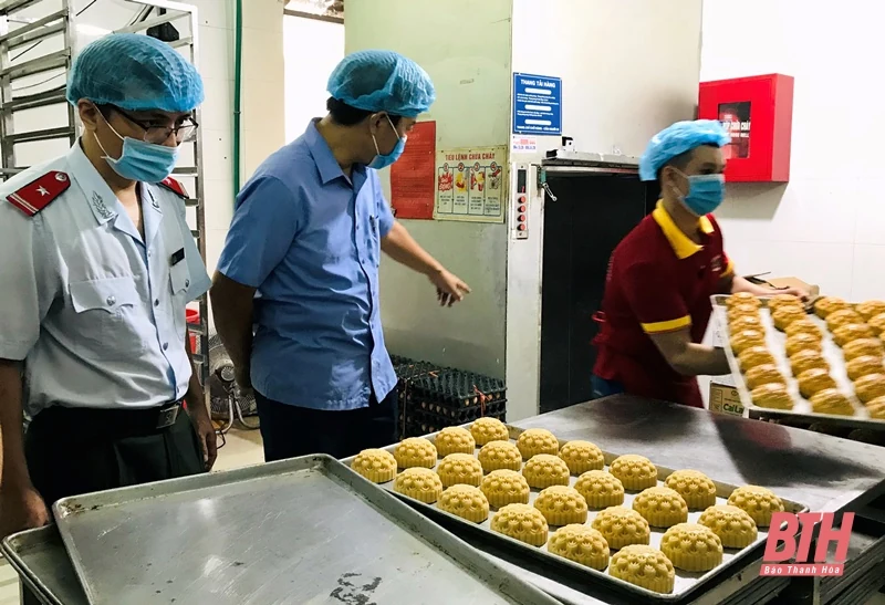 Tăng tần suất kiểm tra đột xuất cơ sở sản xuất, kinh doanh thực phẩm mùa lễ hội