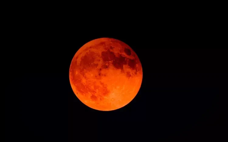 Sắp diễn ra hiện tượng Trăng máu của năm