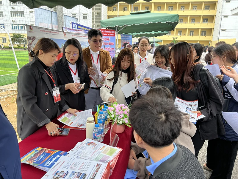 Từ giảng đường đến nhà máy - khi học nghề bắt nhịp với thực tiễn