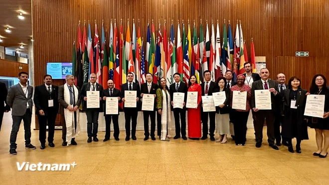 Công viên địa chất Lạng Sơn được trao Bằng công nhận Công viên địa chất toàn cầu