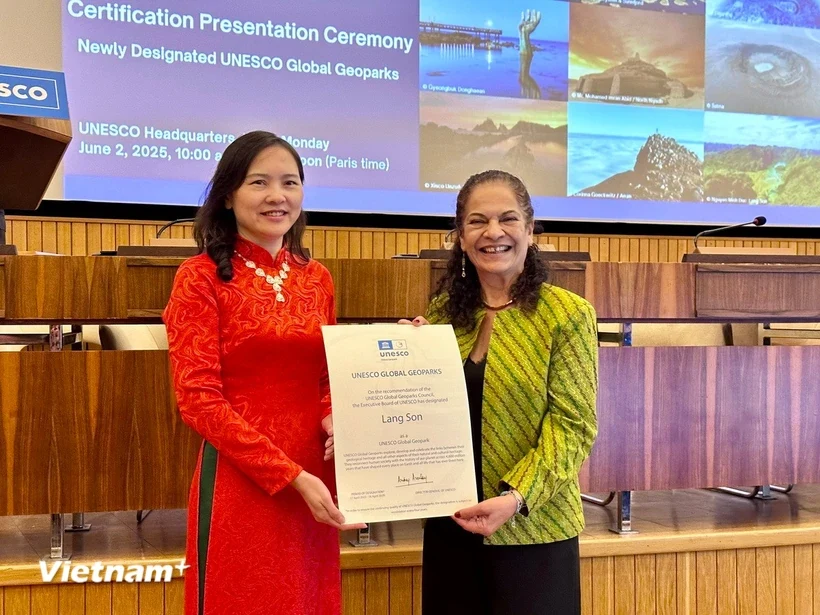 Công viên địa chất Lạng Sơn được trao Bằng công nhận Công viên địa chất toàn cầu