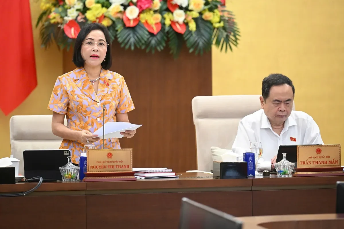 Dự thảo Luật Nhà giáo không cấm dạy thêm, học thêm