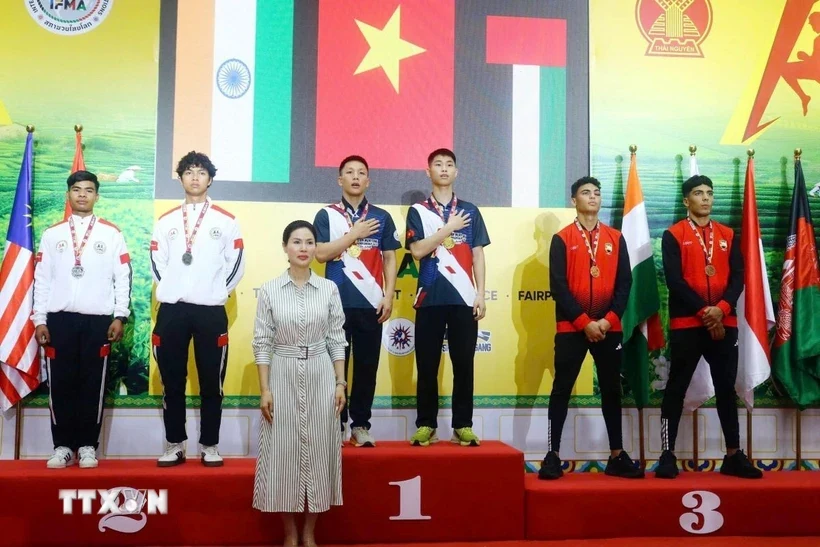 Đoàn Việt Nam xếp thứ nhất Giải vô địch Muay châu Á