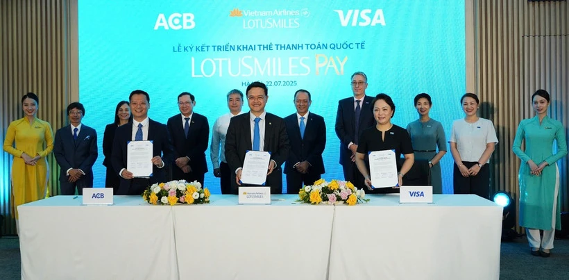 Vietnam Airlines ra mắt thẻ hội viên tích hợp thanh toán đa trải nghiệm