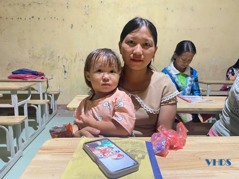 Lớp xóa mù chữ ở Cánh Cộng