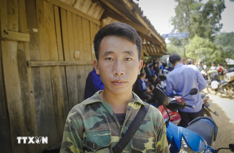 Trưởng bản 26 tuổi Mùa A Thi và cuộc di tản nhanh giúp 90 người dân thoát cơn lũ