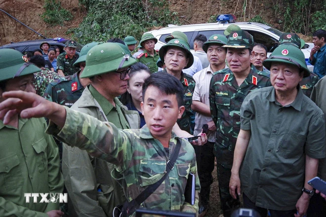 Trưởng bản 26 tuổi Mùa A Thi và cuộc di tản nhanh giúp 90 người dân thoát cơn lũ