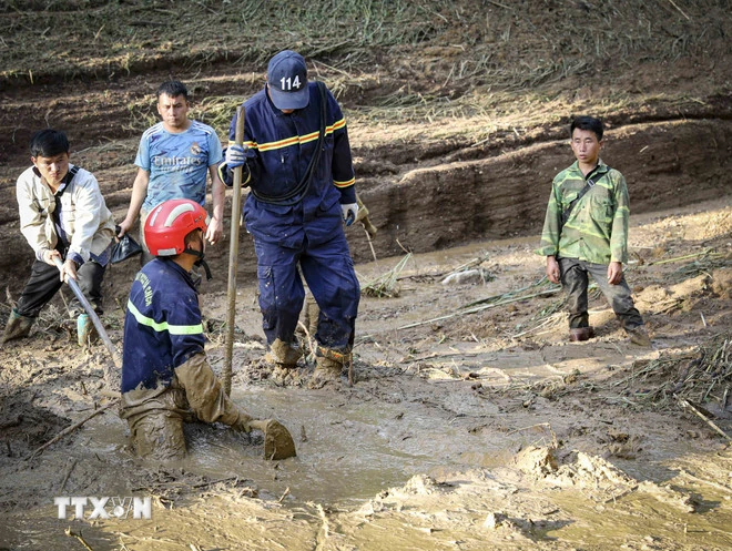 Trưởng bản 26 tuổi Mùa A Thi và cuộc di tản nhanh giúp 90 người dân thoát cơn lũ