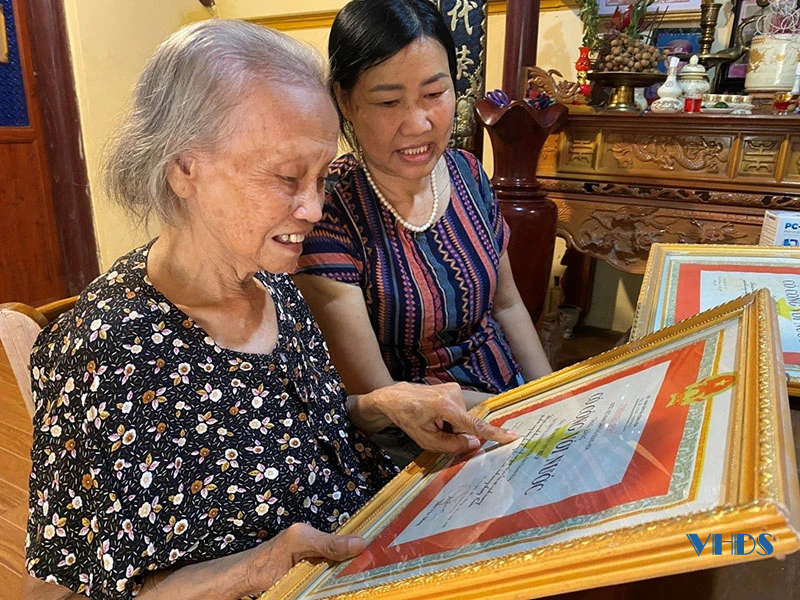 Mùa thu Tháng Tám - nhớ về những tháng ngày lịch sử