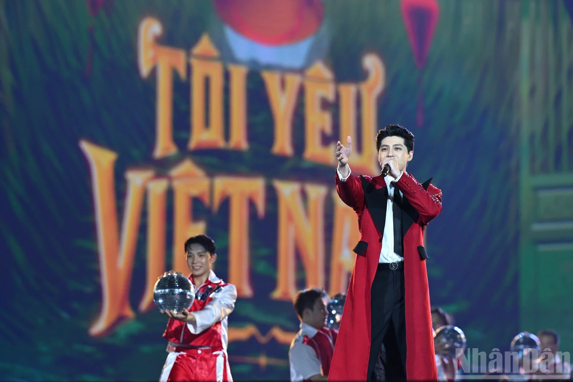 Bùng nổ cảm xúc concert “Tổ quốc trong tim”