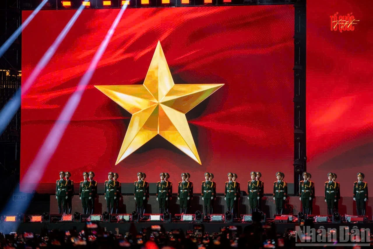 Bùng nổ cảm xúc concert “Tổ quốc trong tim”