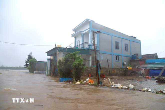 Thủ tướng yêu cầu khắc phục nhanh nhất hậu quả bão số 5, ứng phó mưa lũ sau bão