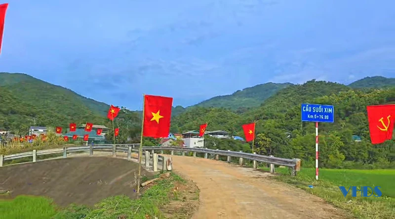 Ngày độc lập (Bài 3): Đồng bào thượng du đón Tết Độc lập