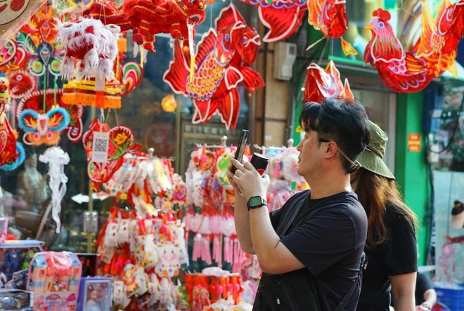 Về nguồn với các phong tục truyền thống tại Lễ hội Trung Thu 2025