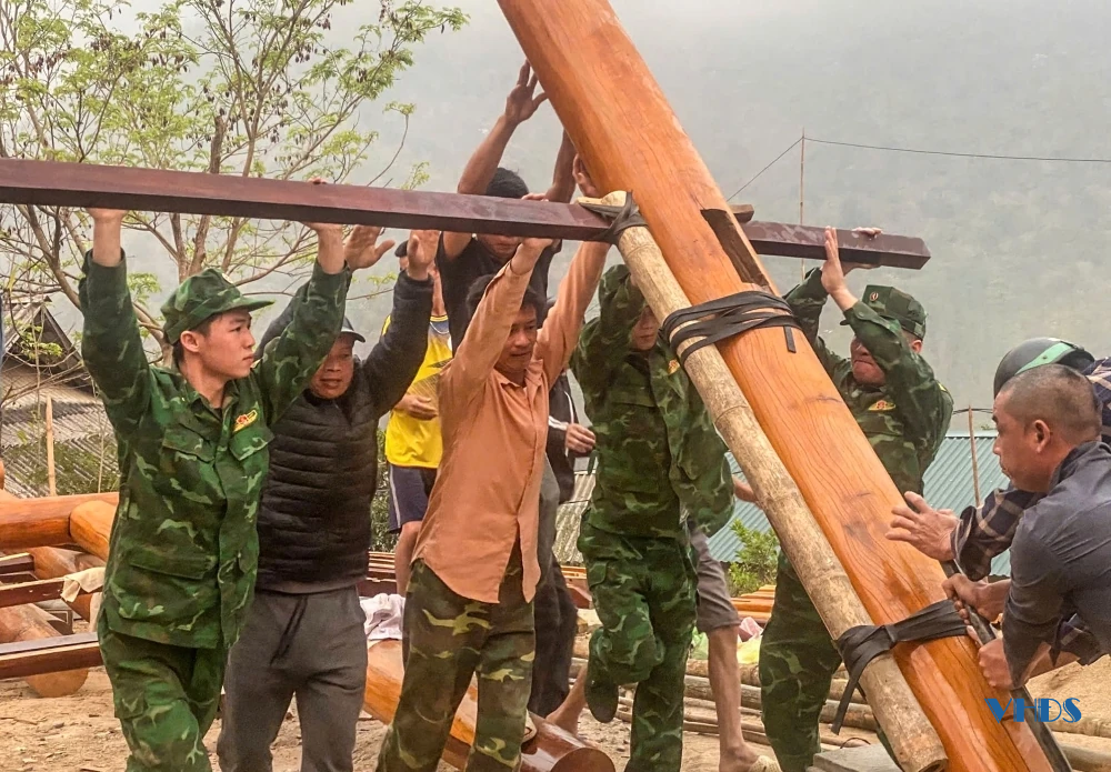 “Chung tay xóa nhà tạm, nhà dột nát” - Chương trình nhân văn của Đảng