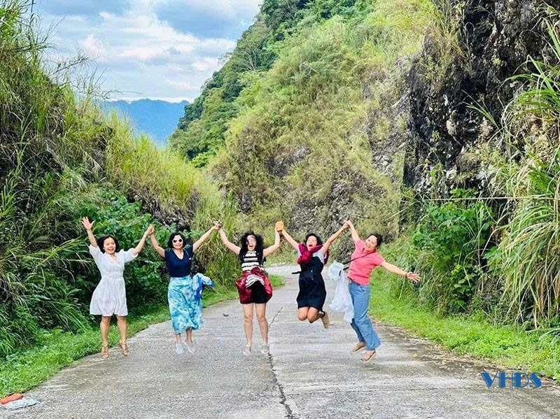 Hành trình phượt giữa tiếng thác đổ