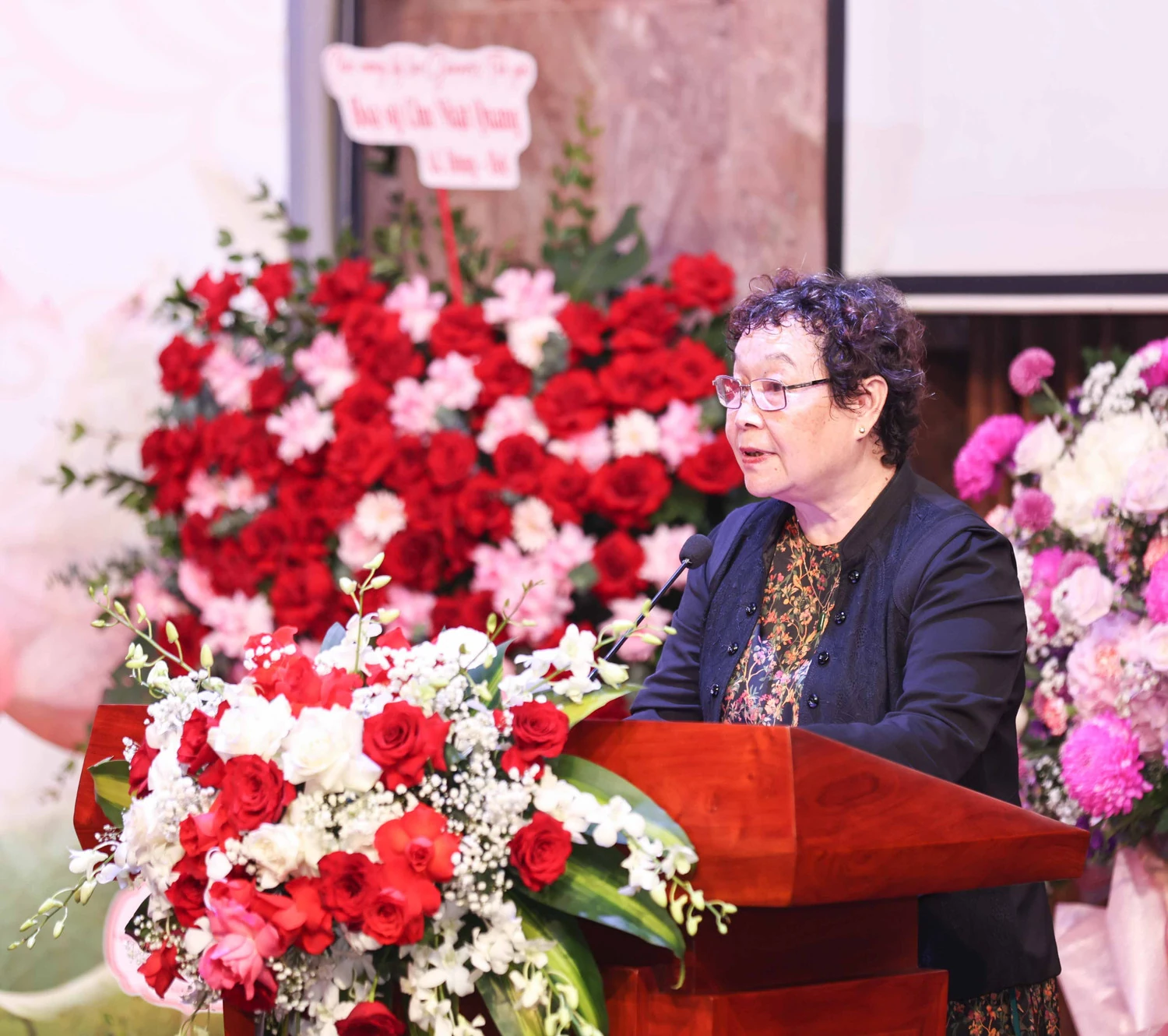 Câu chuyện sau bức tranh 3 tấn về Bác Hồ đạt kỷ lục Guinness