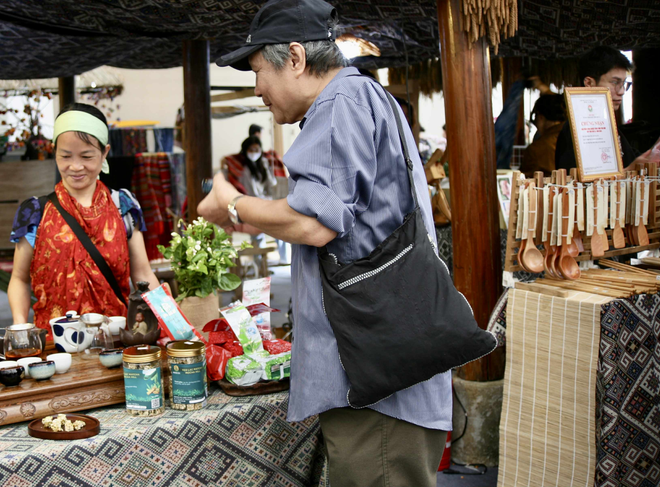 Đặc sắc những sản phẩm vùng cao từ đồng bào Tây Bắc tại Hội chợ Mùa Thu