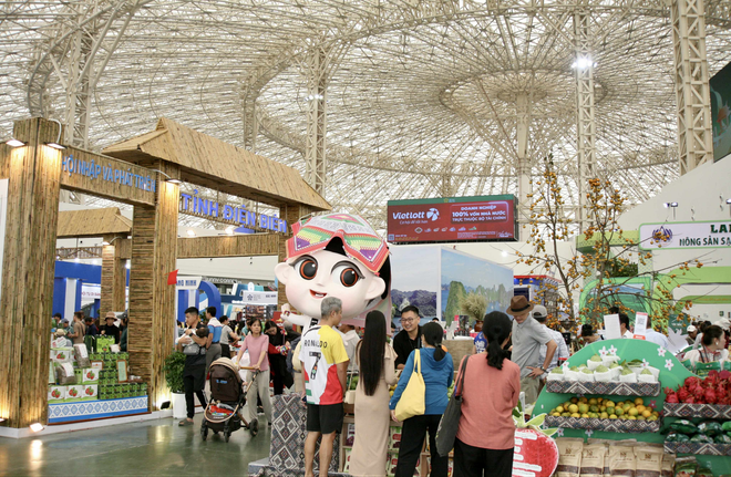 Đặc sắc những sản phẩm vùng cao từ đồng bào Tây Bắc tại Hội chợ Mùa Thu