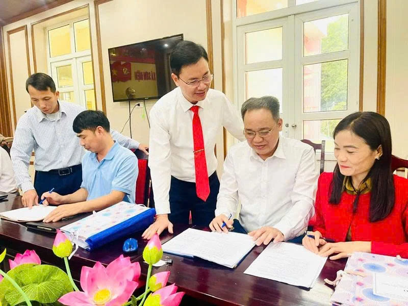 Thực hiện chính quyền địa phương 2 cấp: Gỡ khó từ cơ sở (Bài 1) - “Nút thắt”