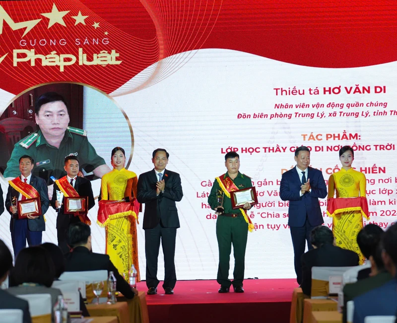 Thiếu tá Hơ Văn Di - tấm gương sáng pháp luật vùng biên