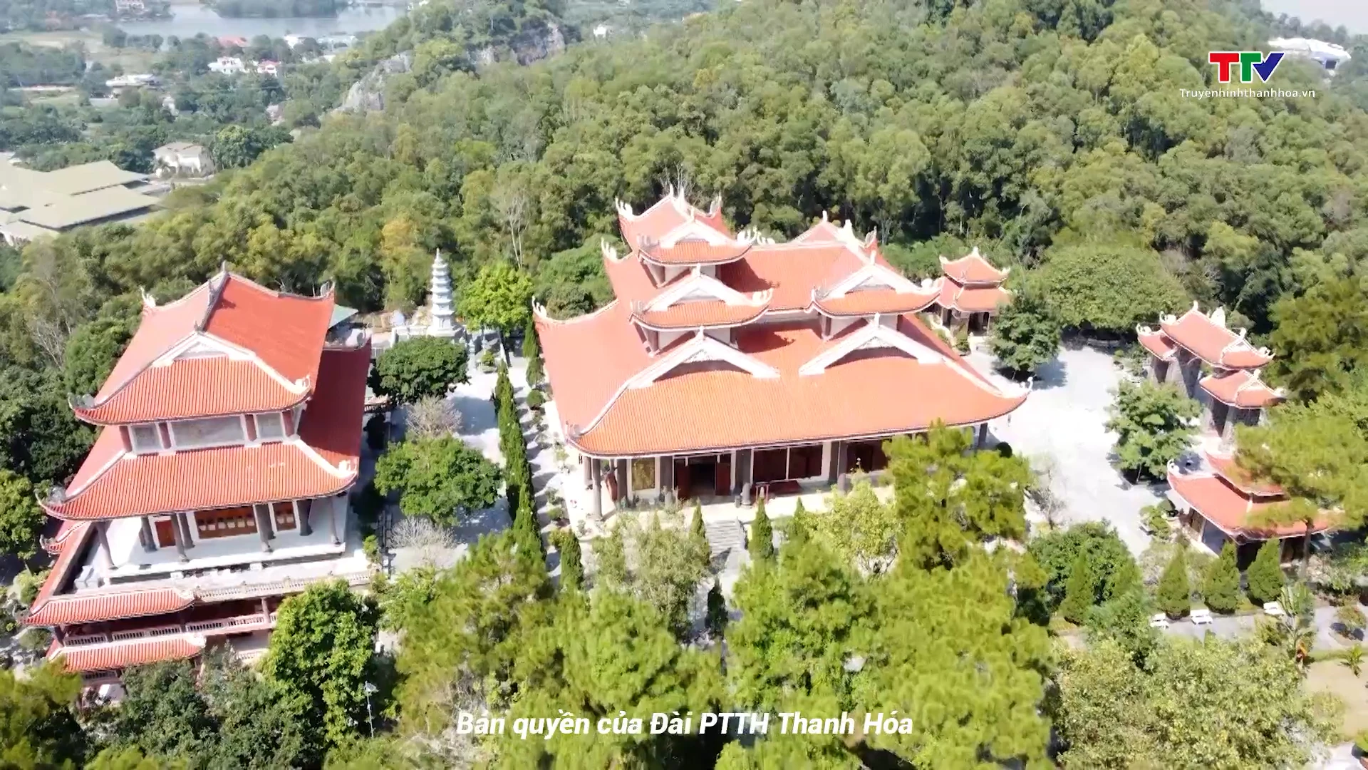 Thanh Hoá - Góc nhìn từ trên cao: Vẻ đẹp thanh tịnh của Thiền viện Trúc Lâm Hàm Rồng