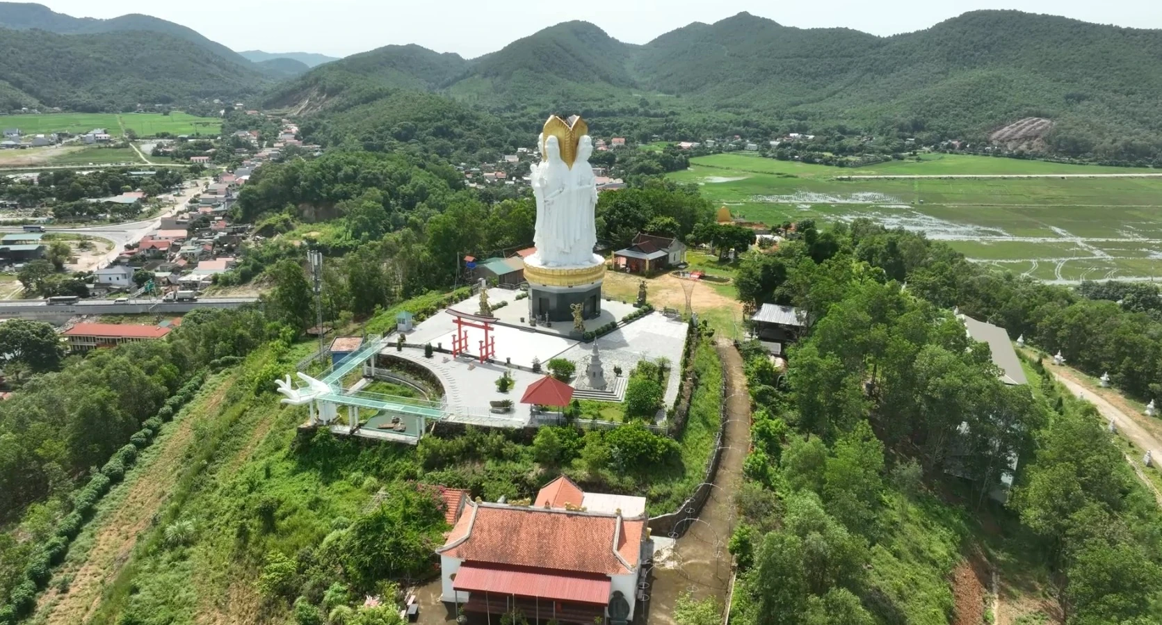 “Mái chùa che chở hồn dân tộc”