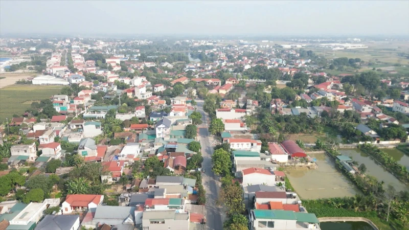 Đền Bà Am trên đất Hội Hiền