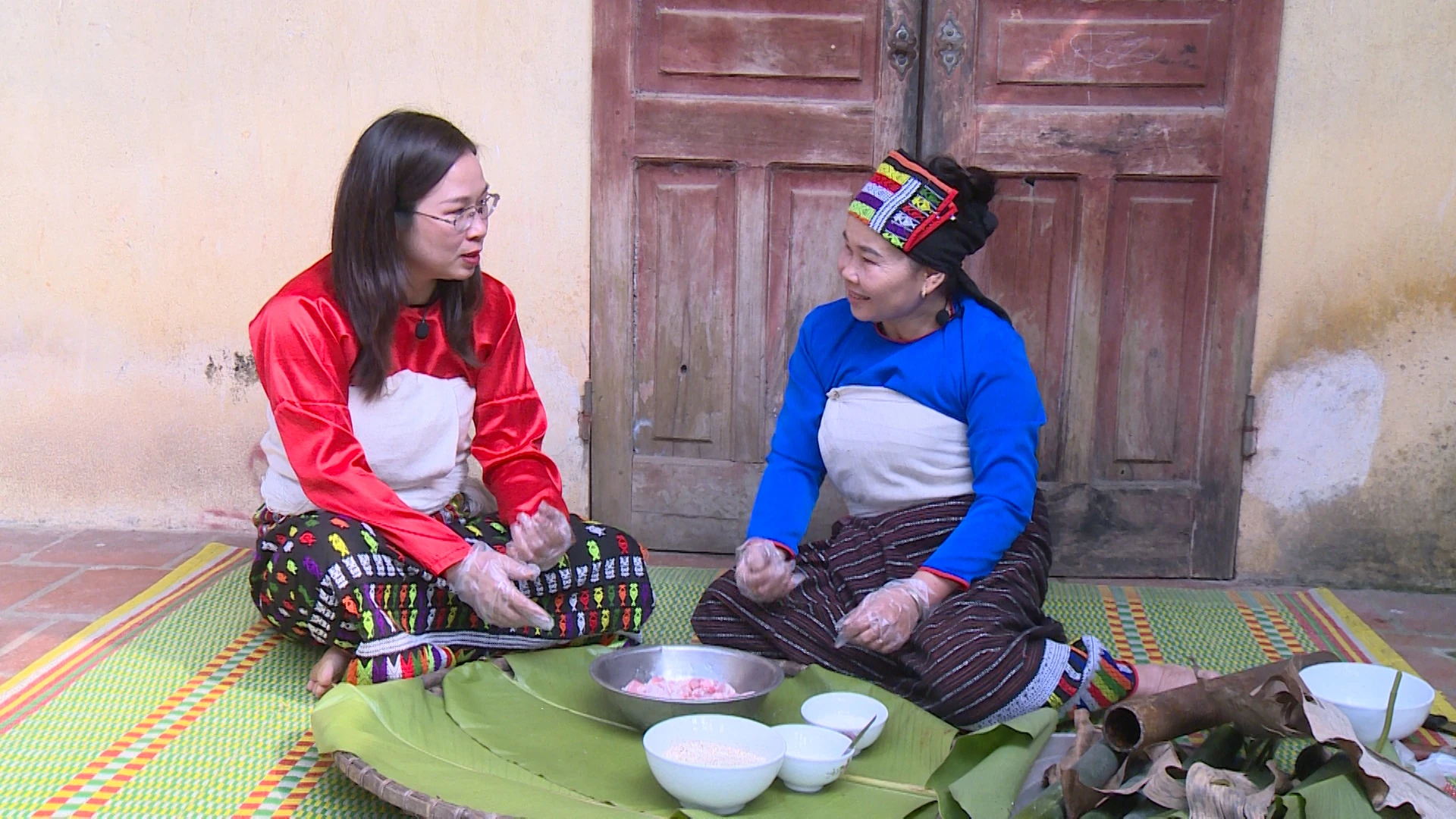 Độc đáo món thịt chua của đồng bào Thái