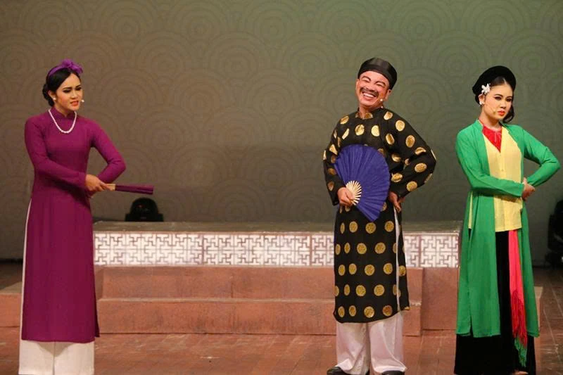 “Rác văn hóa” và chuyện khi công chúng không còn dễ dãi