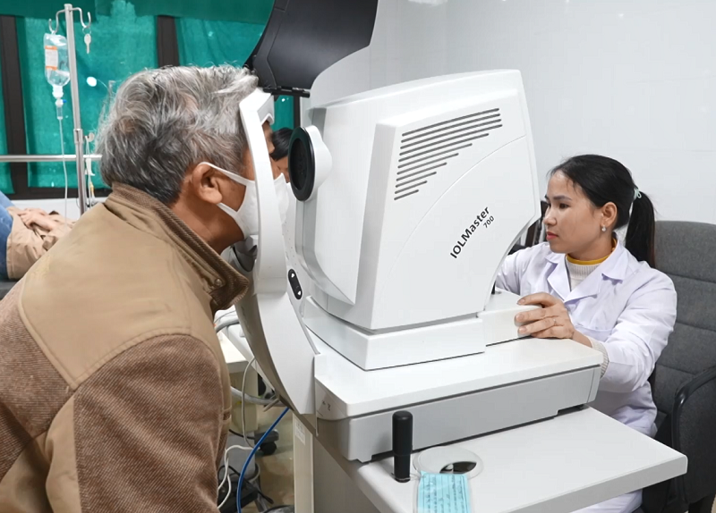 Khám mắt định kỳ – Chìa khóa bảo vệ “cửa sổ tâm hồn”