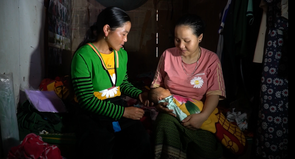 Bông hoa của “bản đẻ ”